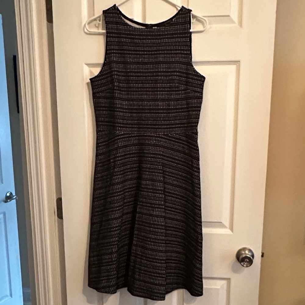 Banana Republic Black and White Patterned Midi Dress